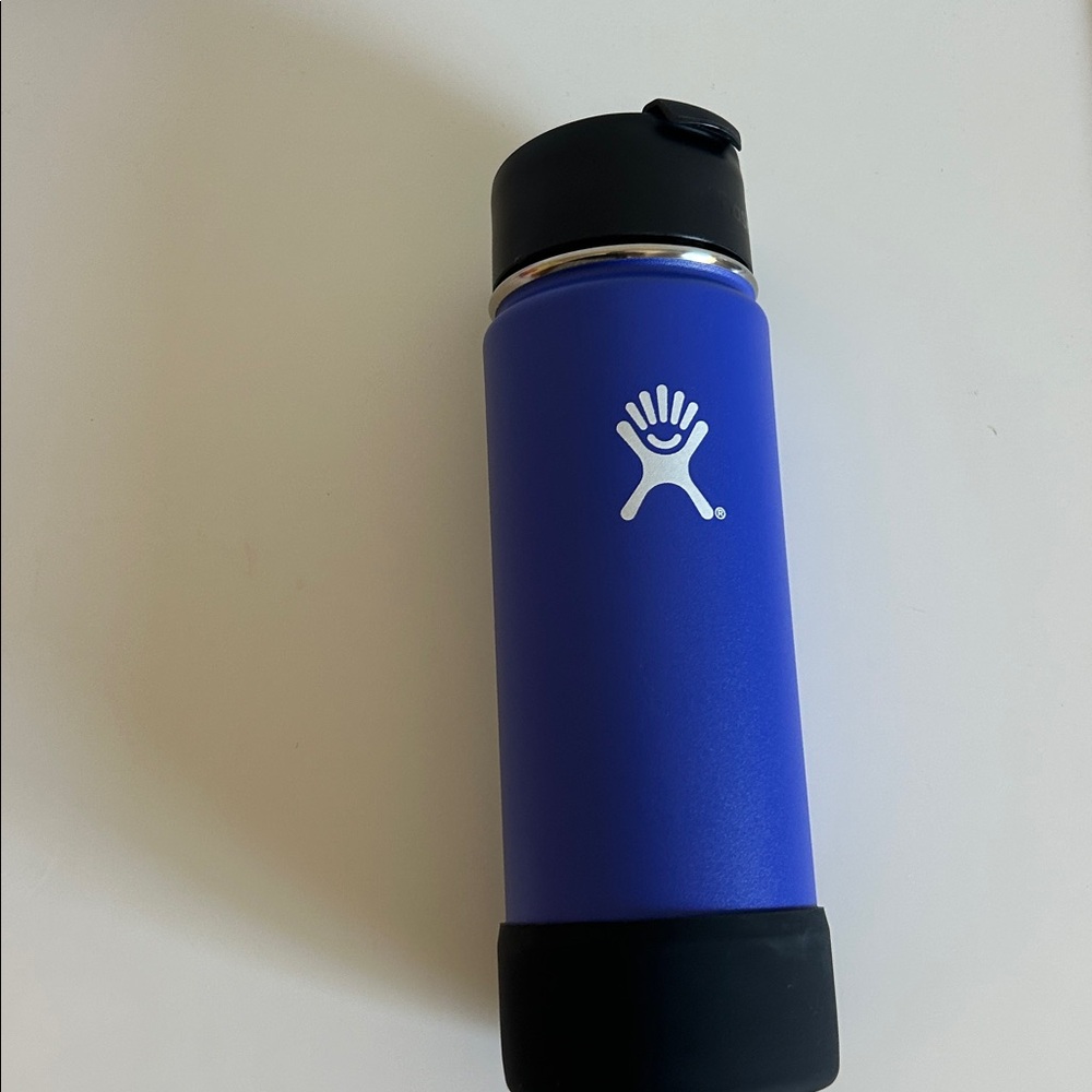 Hydro Flask Cobalt Bottle with Black Lid